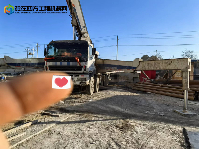 https://images.tongzsf.com/tong/truck_machine/20231120/1655acd9ee7b28.jpg