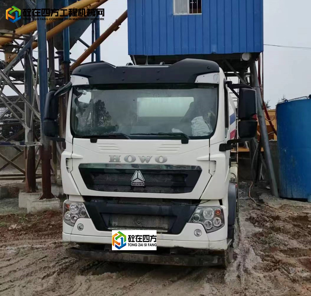 https://images.tongzsf.com/tong/truck_machine/20231122/1655db03b6395f.jpg