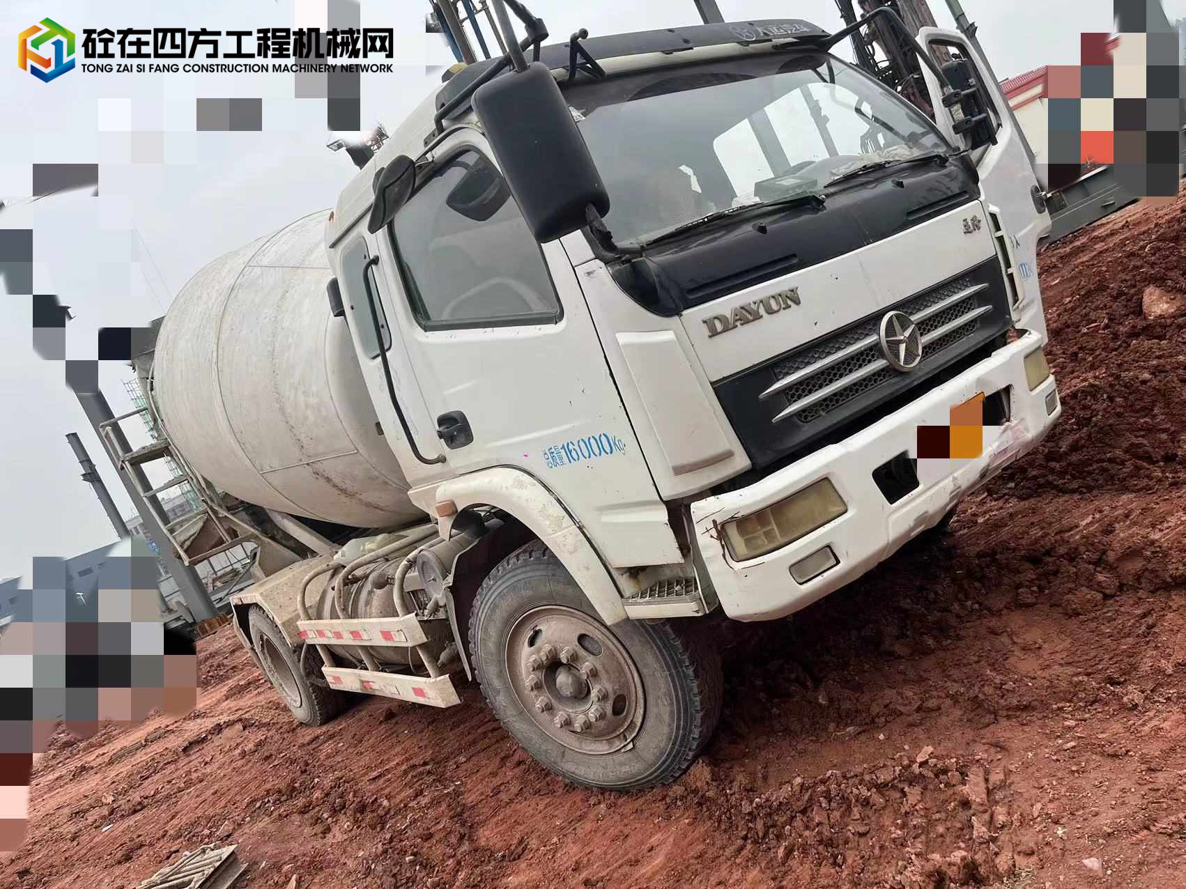 https://images.tongzsf.com/tong/truck_machine/20231127/165640cbccc8d1.jpg