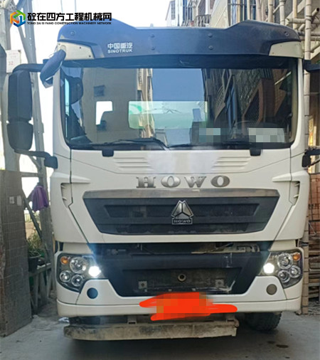 https://images.tongzsf.com/tong/truck_machine/20231127/165642dcad952a.jpg