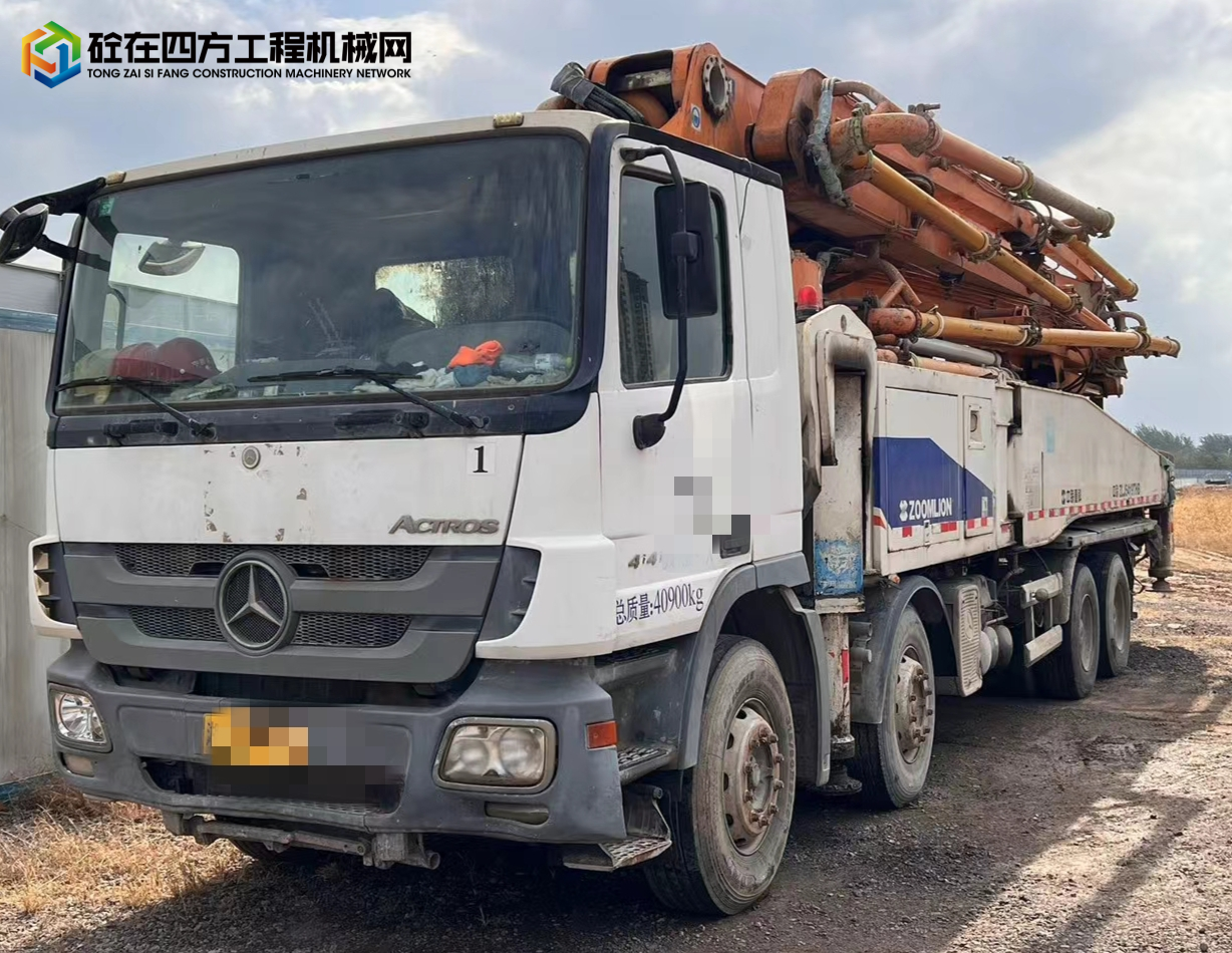 https://images.tongzsf.com/tong/truck_machine/20231127/16564394c5cf00.jpg