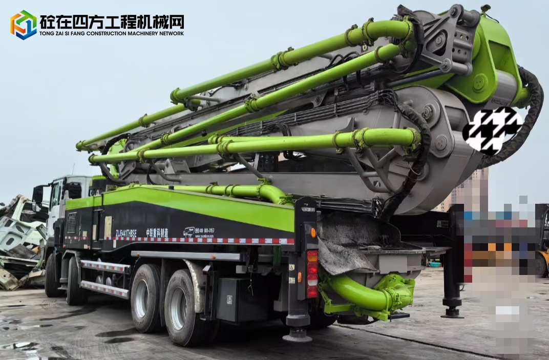 https://images.tongzsf.com/tong/truck_machine/20231127/1656492e4988d9.jpg