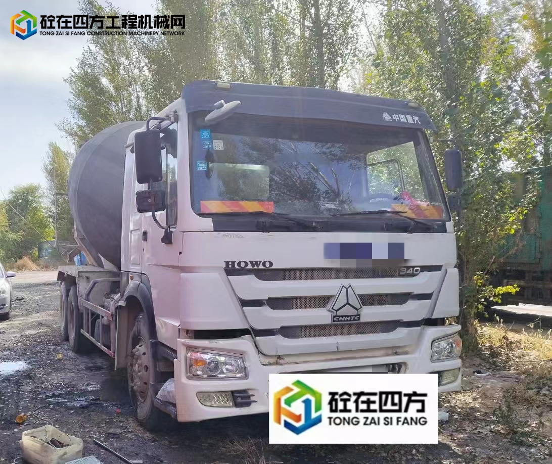 https://images.tongzsf.com/tong/truck_machine/20231130/1656820e7c25fc.jpg