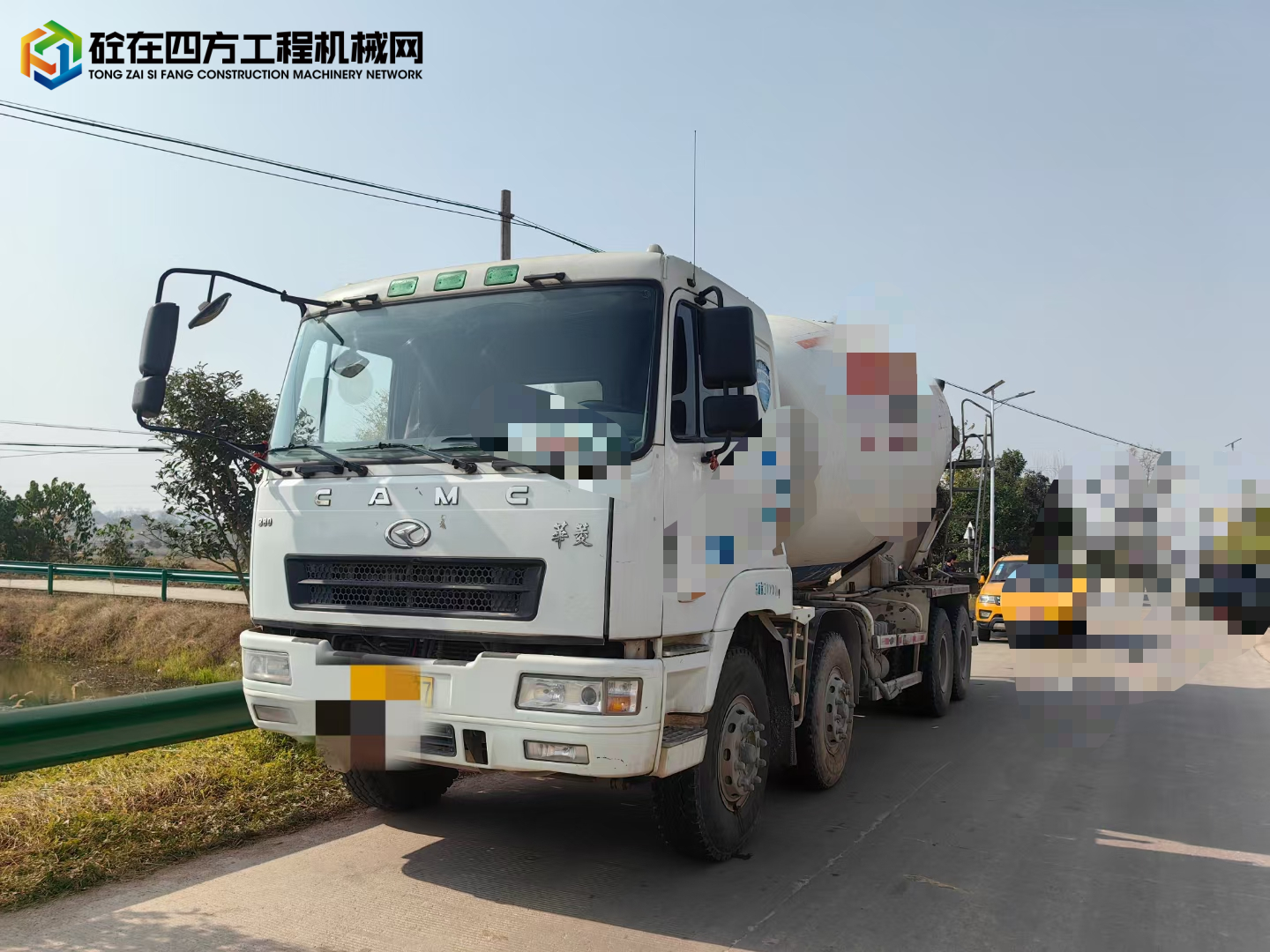 https://images.tongzsf.com/tong/truck_machine/20231130/16568a2e4e0fa1.jpg