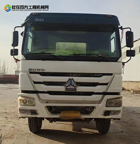 https://images.tongzsf.com/tong/truck_machine/20231201/1656951bf76302.jpg