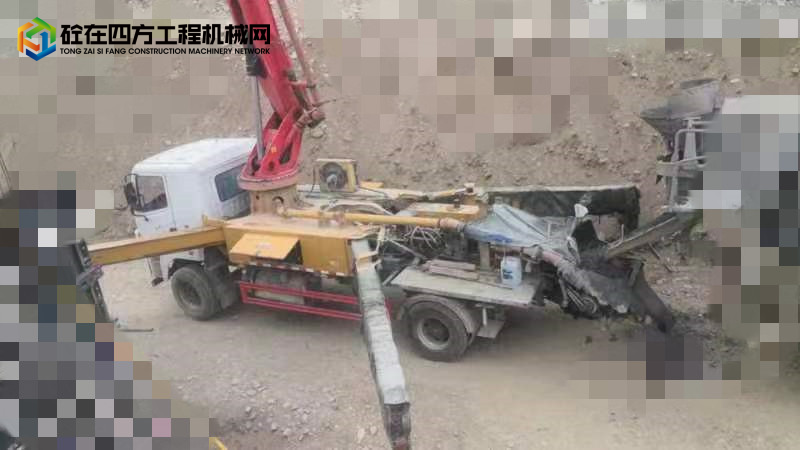 https://images.tongzsf.com/tong/truck_machine/20231205/1656e9efc2e426.jpg