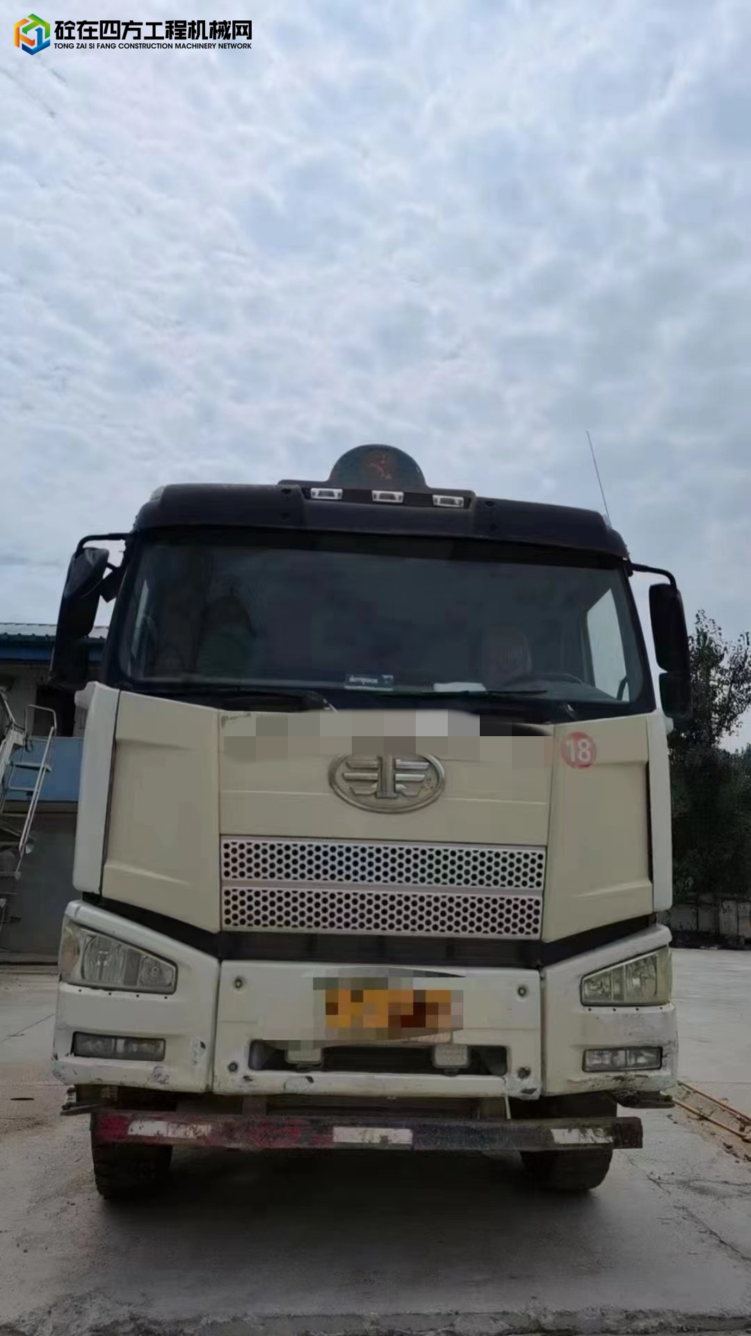 https://images.tongzsf.com/tong/truck_machine/20231205/1656eb6ef1a6a4.jpg