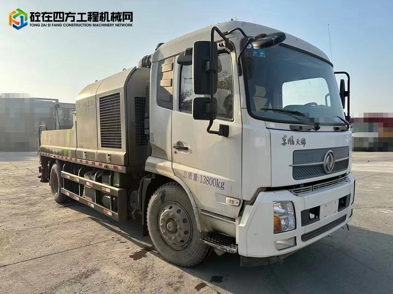 https://images.tongzsf.com/tong/truck_machine/20231206/1656fcc3b3b1f7.jpg