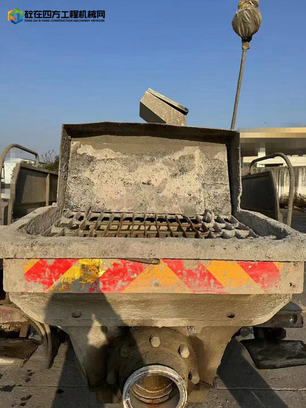 https://images.tongzsf.com/tong/truck_machine/20231206/1656fcc4dc4fd1.jpg