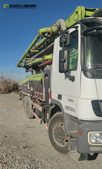 https://images.tongzsf.com/tong/truck_machine/20231206/1656fd1aa14b43.jpg