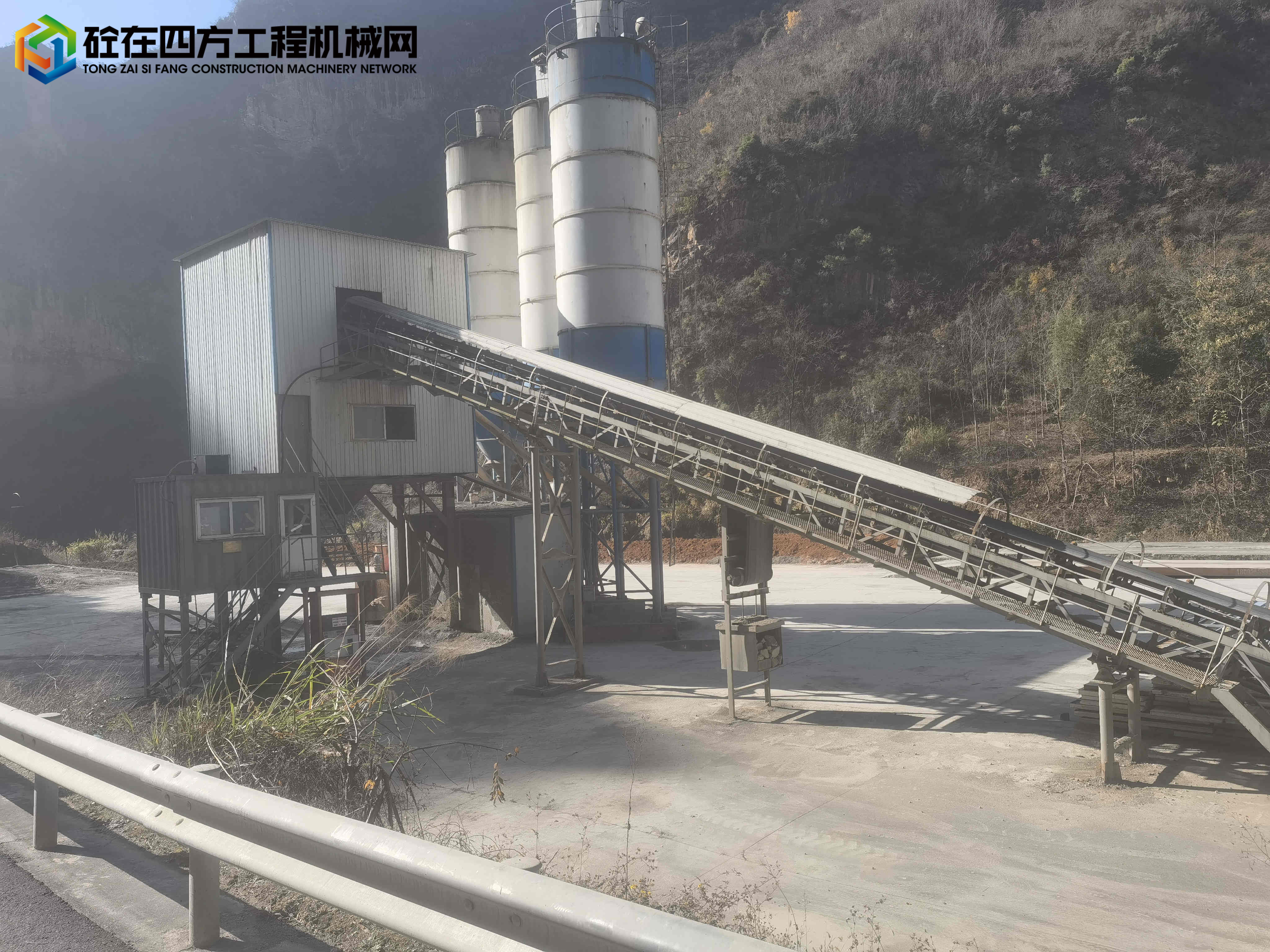 https://images.tongzsf.com/tong/truck_machine/20231208/16572d544aa3c8.jpg