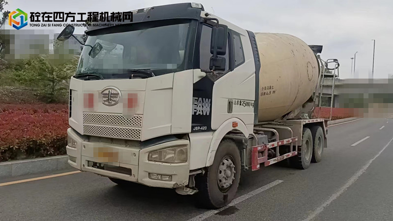 https://images.tongzsf.com/tong/truck_machine/20231211/16576d17770827.jpg