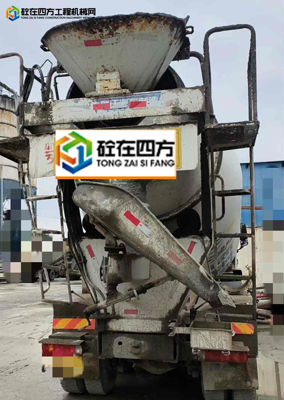 https://images.tongzsf.com/tong/truck_machine/20231212/16577cf190dc7a.jpg