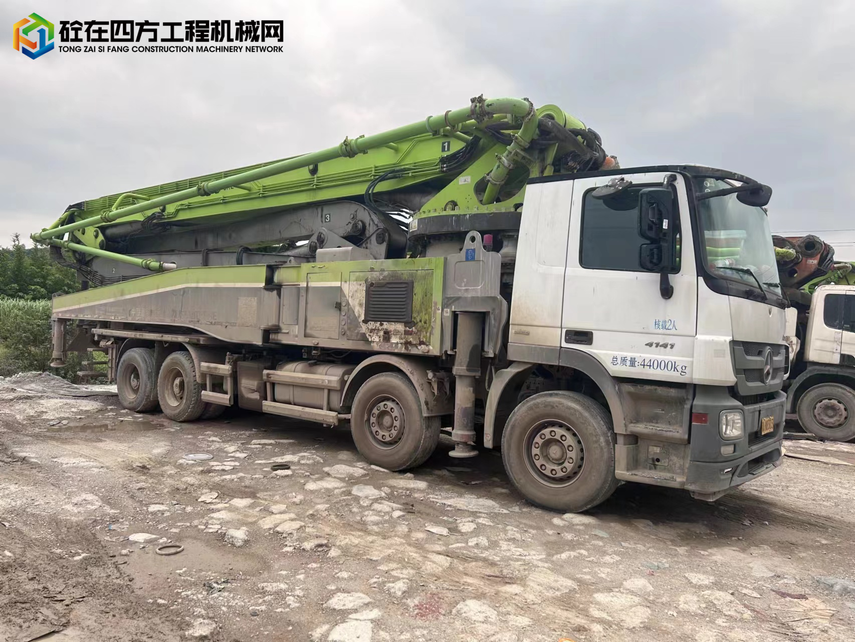 https://images.tongzsf.com/tong/truck_machine/20231212/16578096bcd75b.jpg