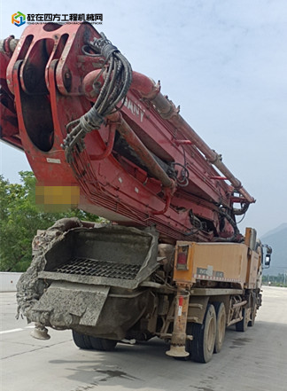 https://images.tongzsf.com/tong/truck_machine/20231212/165781a6657172.jpg