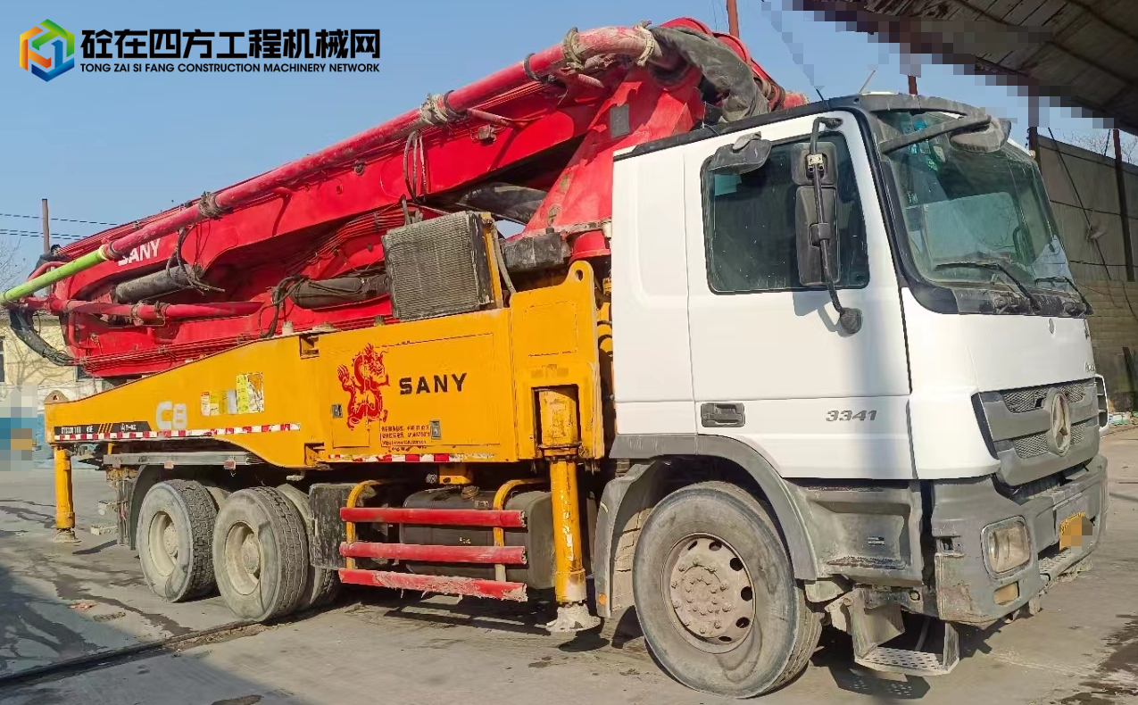 https://images.tongzsf.com/tong/truck_machine/20231213/1657906d4b7cda.jpg