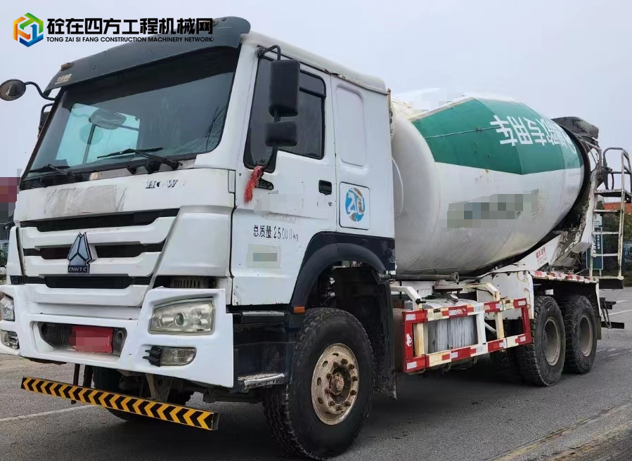 https://images.tongzsf.com/tong/truck_machine/20231214/1657abf94a4b3e.jpg