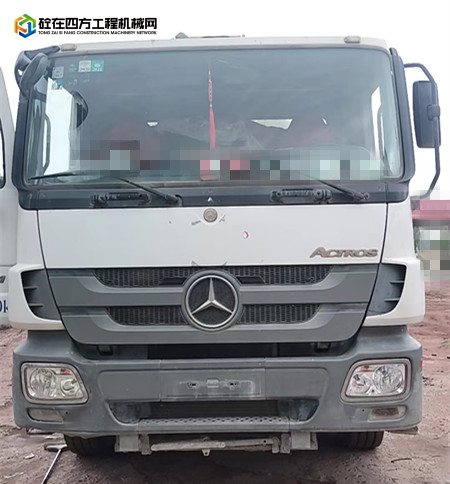 https://images.tongzsf.com/tong/truck_machine/20231215/1657baa2a1f2ec.jpg