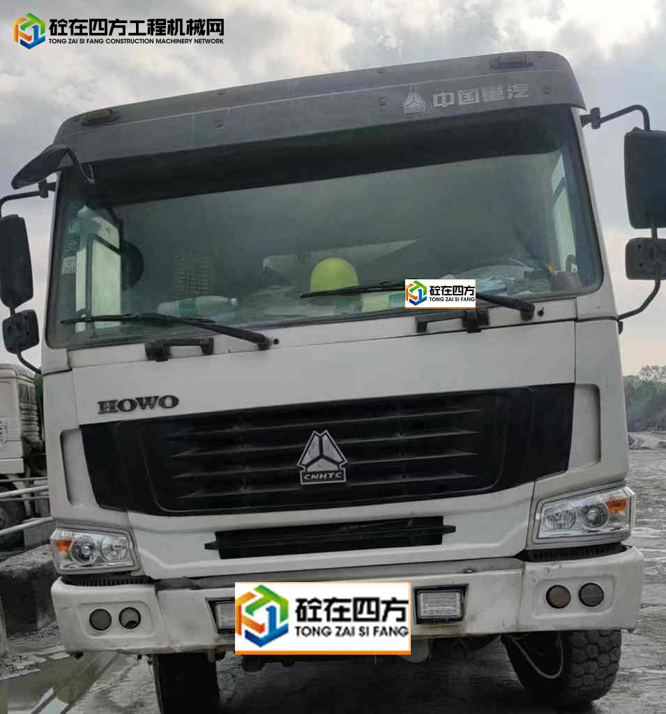 https://images.tongzsf.com/tong/truck_machine/20231218/1657faf0f56d0d.jpg