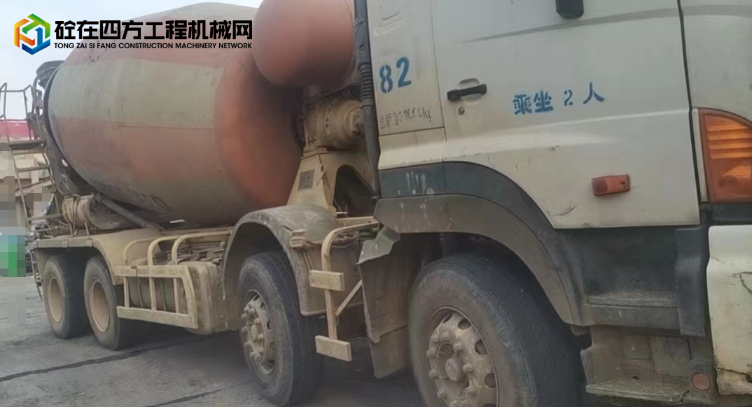 https://images.tongzsf.com/tong/truck_machine/20231218/1657ff32ad4cb4.jpg