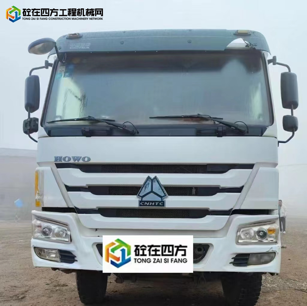 https://images.tongzsf.com/tong/truck_machine/20231219/165812768d3717.jpg