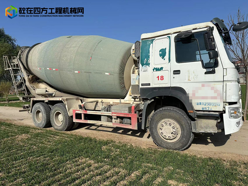 https://images.tongzsf.com/tong/truck_machine/20231220/165829aa5628e9.jpg