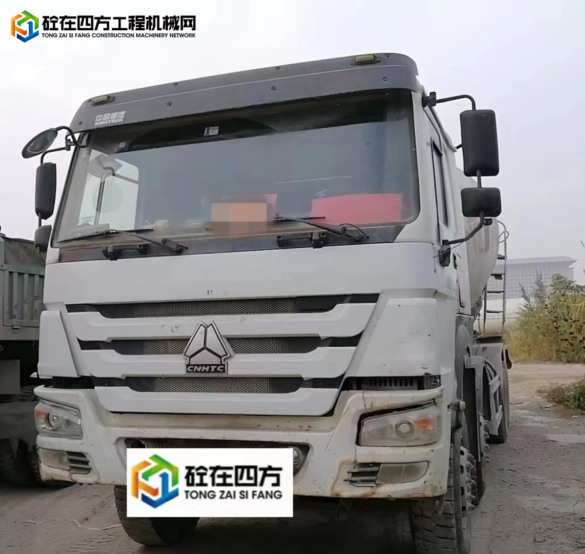 https://images.tongzsf.com/tong/truck_machine/20231222/16584dc1962d3b.jpg