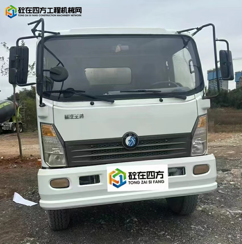 https://images.tongzsf.com/tong/truck_machine/20231222/16584e3a547a9b.jpg