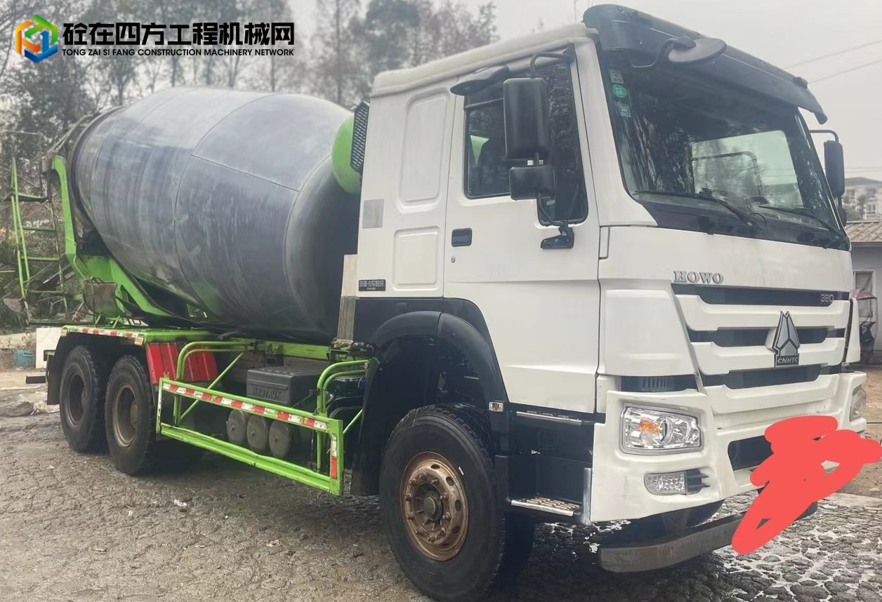 https://images.tongzsf.com/tong/truck_machine/20231222/1658530cc59045.jpg