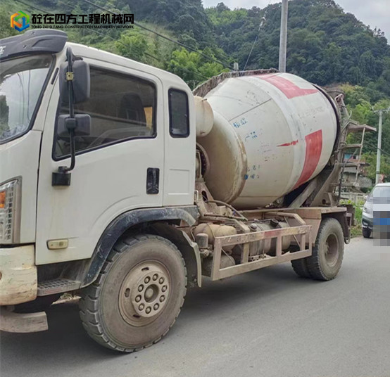 https://images.tongzsf.com/tong/truck_machine/20231222/165854861decec.jpg