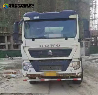 https://images.tongzsf.com/tong/truck_machine/20231225/16588e29ab8542.jpg