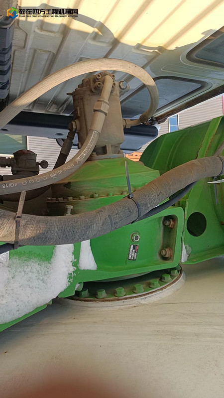 https://images.tongzsf.com/tong/truck_machine/20231225/1658938b19cead.jpg