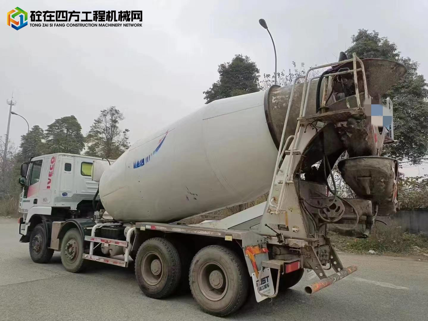 https://images.tongzsf.com/tong/truck_machine/20231225/165893a624ad9a.jpg