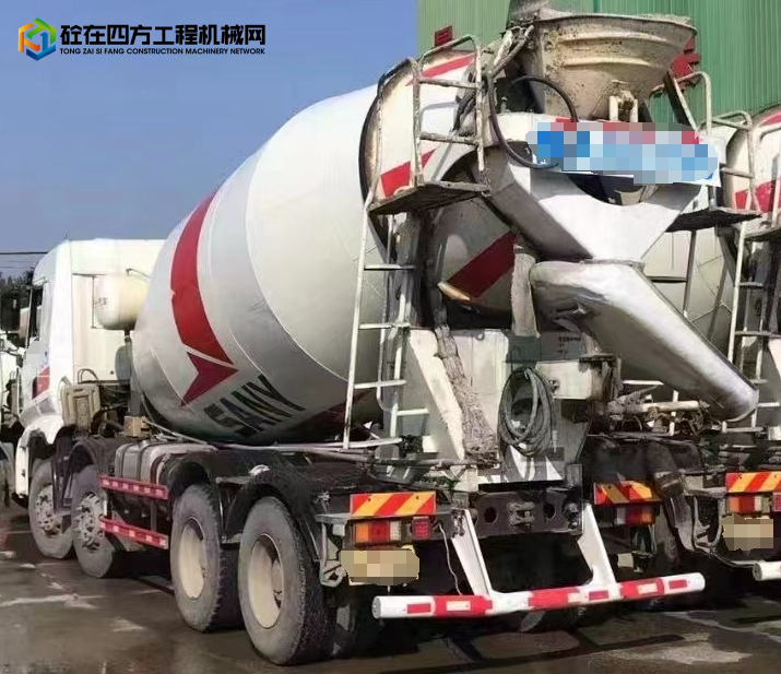 https://images.tongzsf.com/tong/truck_machine/20231226/1658a889f3fccf.jpg