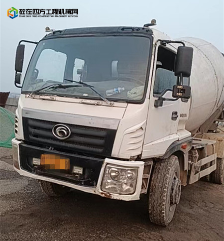https://images.tongzsf.com/tong/truck_machine/20231227/1658be51229e57.jpg