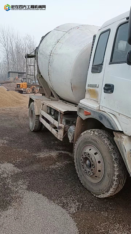 https://images.tongzsf.com/tong/truck_machine/20231227/1658be52969df7.jpg