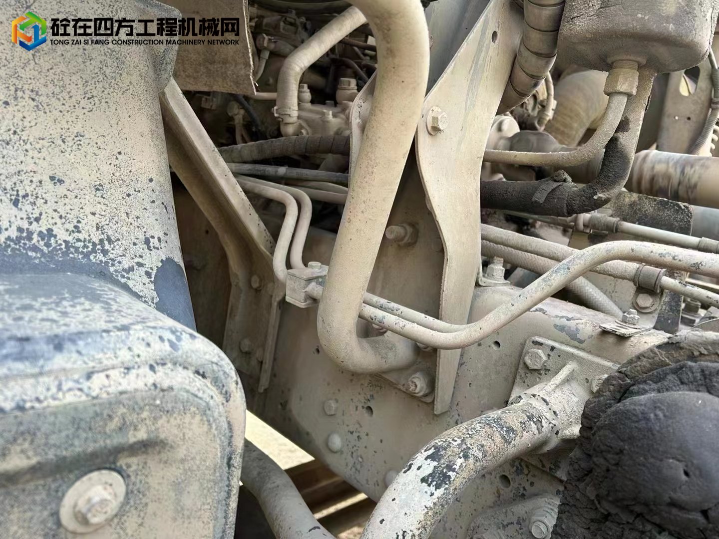 https://images.tongzsf.com/tong/truck_machine/20231228/1658cebb2cf52e.jpg