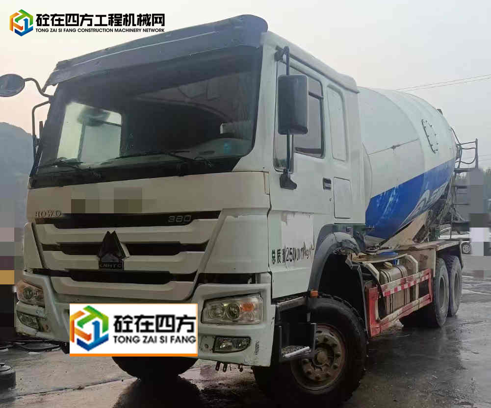 https://images.tongzsf.com/tong/truck_machine/20231229/1658e8bcdca6c7.jpg