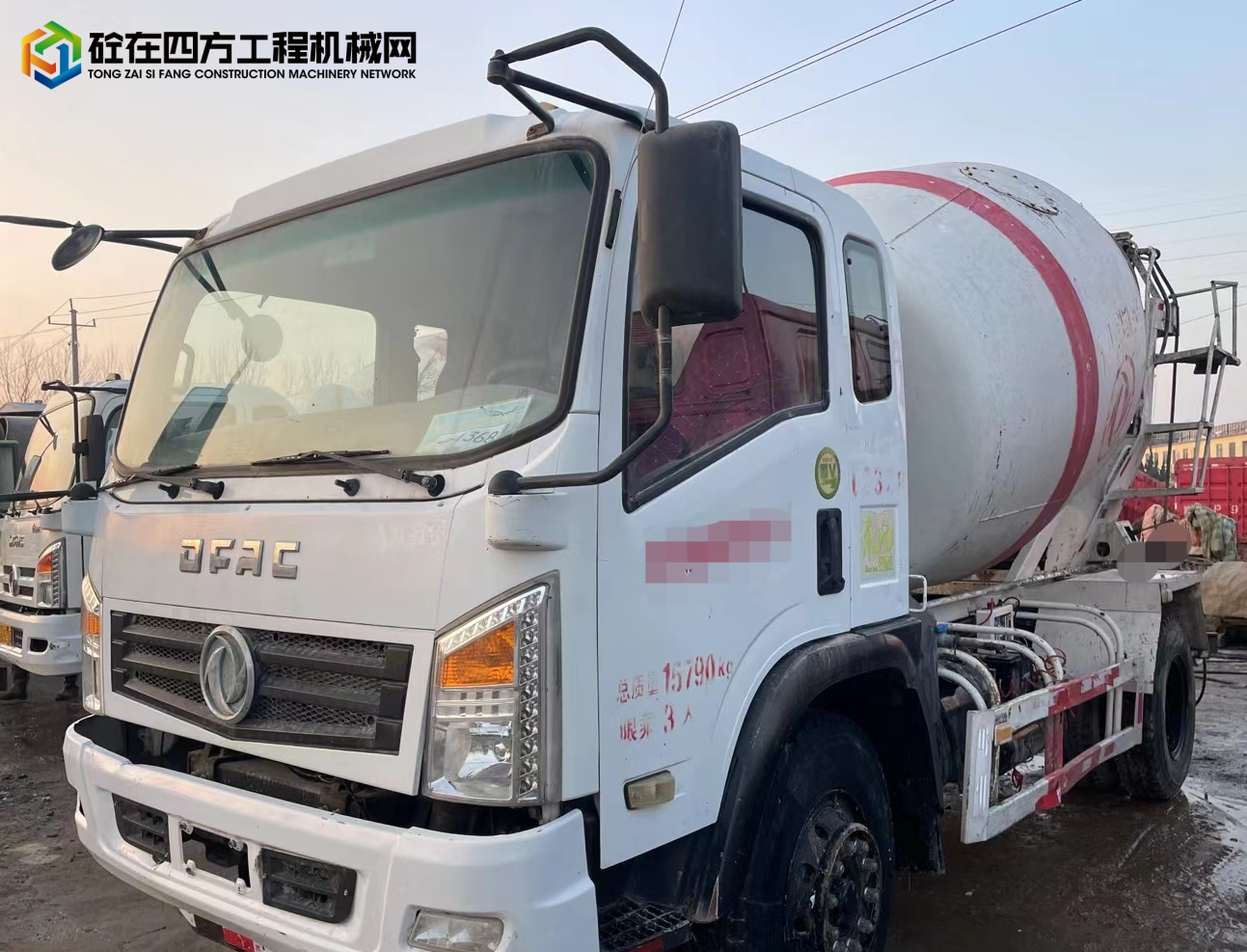 https://images.tongzsf.com/tong/truck_machine/20231230/1658fe2880cae3.jpg