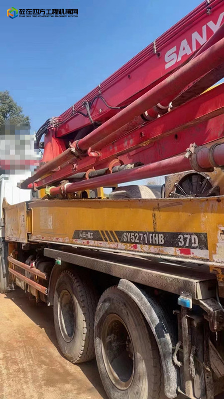 https://images.tongzsf.com/tong/truck_machine/20240103/16594fe7ae4123.jpg