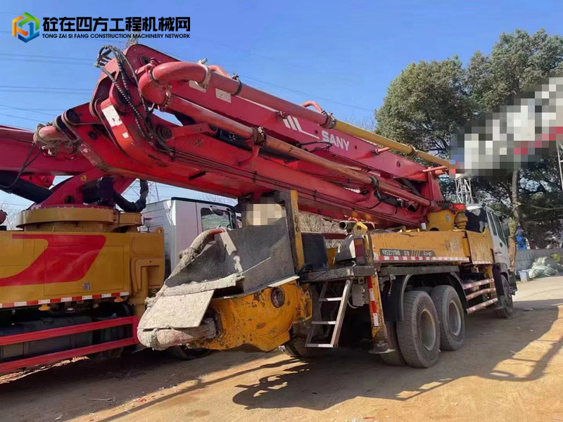 https://images.tongzsf.com/tong/truck_machine/20240103/16594fe7b661fd.jpg
