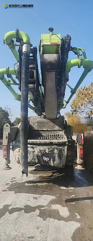 https://images.tongzsf.com/tong/truck_machine/20240105/165976a6535708.jpg