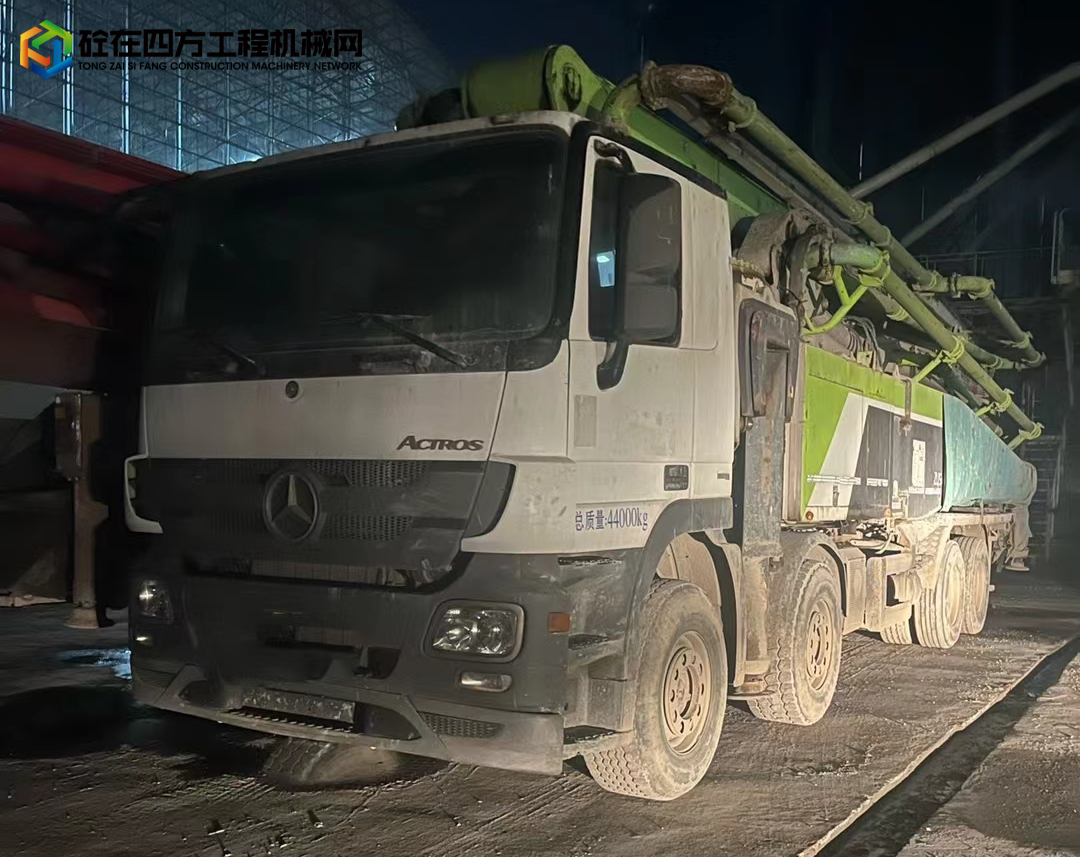 https://images.tongzsf.com/tong/truck_machine/20240106/1659917226b9bf.jpg