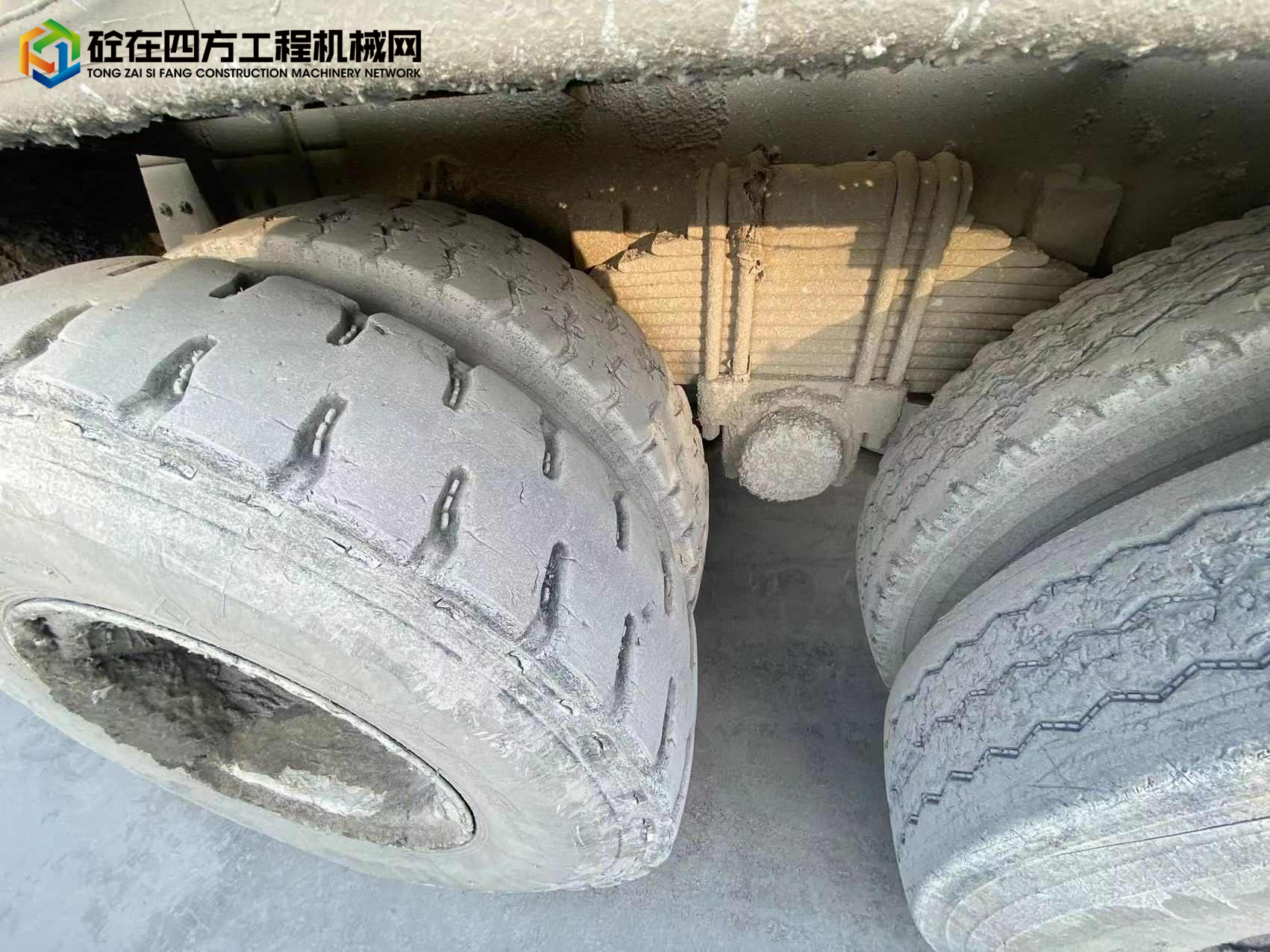 https://images.tongzsf.com/tong/truck_machine/20240109/1659ca97508183.jpg