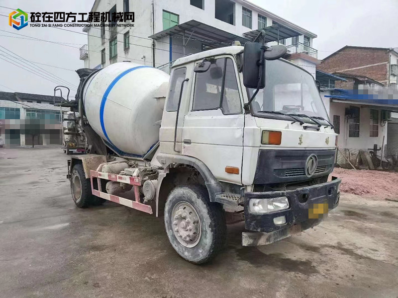 https://images.tongzsf.com/tong/truck_machine/20240115/165a4f1391ee04.jpg