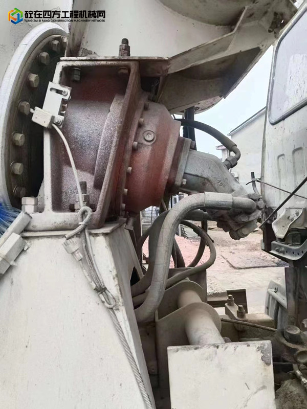 https://images.tongzsf.com/tong/truck_machine/20240115/165a4f1494c297.jpg