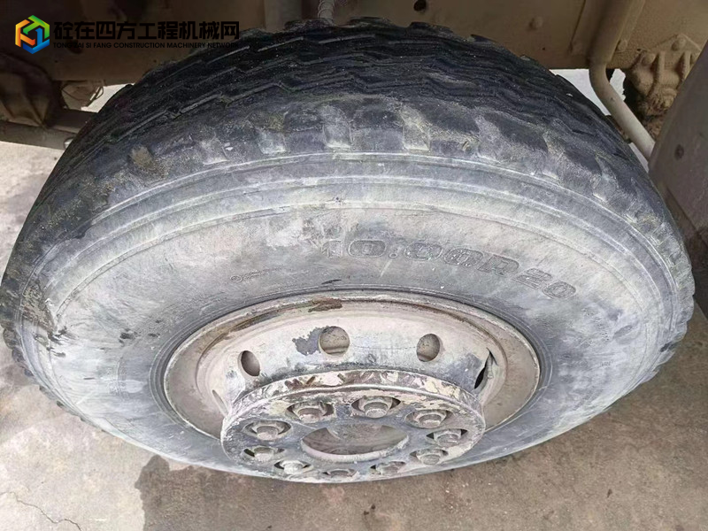 https://images.tongzsf.com/tong/truck_machine/20240115/165a4f14b5b1d7.jpg