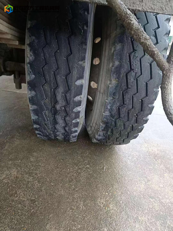 https://images.tongzsf.com/tong/truck_machine/20240115/165a4f14c940aa.jpg