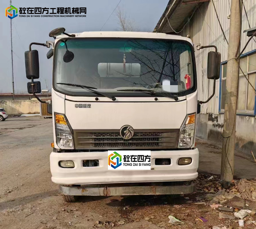 https://images.tongzsf.com/tong/truck_machine/20240123/165af63338ca94.jpg