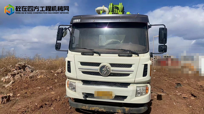 https://images.tongzsf.com/tong/truck_machine/20240129/165b6fa5bd1cab.jpg